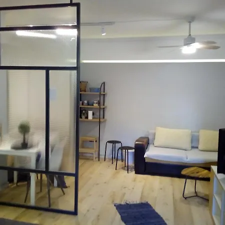 Apartamento Agias Sofias Square Stunning Tessalónica