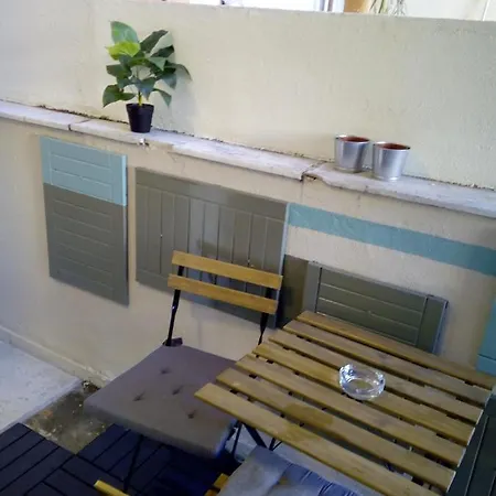 Agias Sofias Square Stunning Appartement