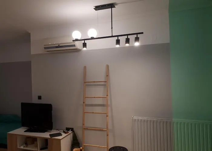 Agias Sofias Square Stunning 公寓 *