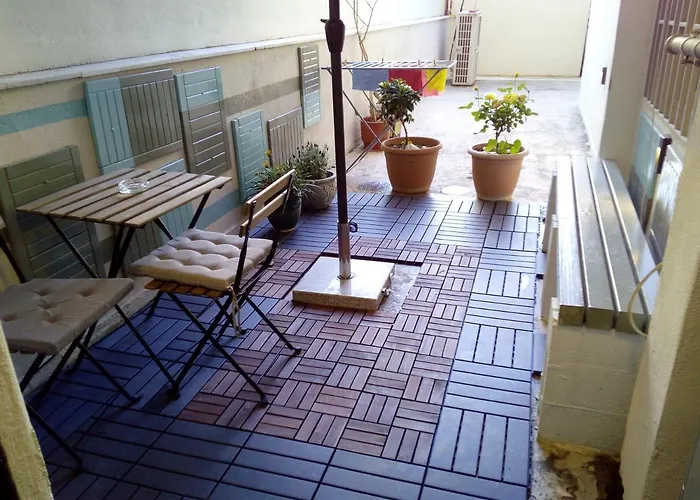 Agias Sofias Square Stunning 公寓 *